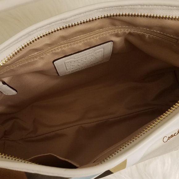Authentic Coach Handbag - Picture 6 of 7